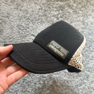 Patagonia Duckbill Trucker Hat Cap Black White Mesh Outdoor Running Adjustable